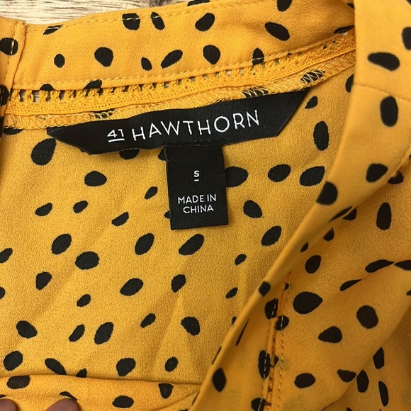 41 Hawthorn Top size Small - Picture 2 of 5